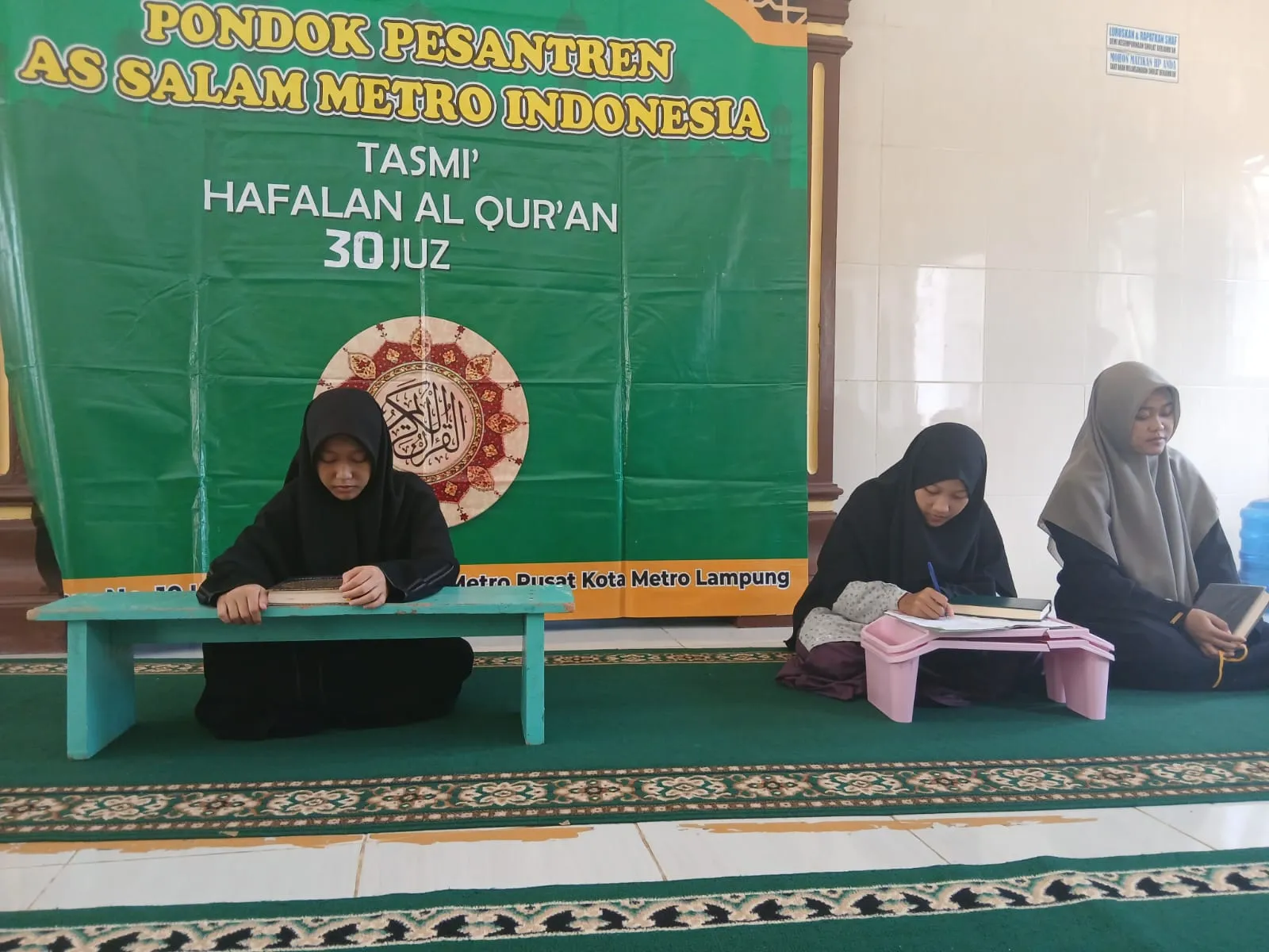 Kajian Pekanan dan Khataman Al-Qur’an Setiap Jum’at Pagi